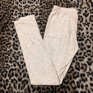 Soft stretchy leggings🐍